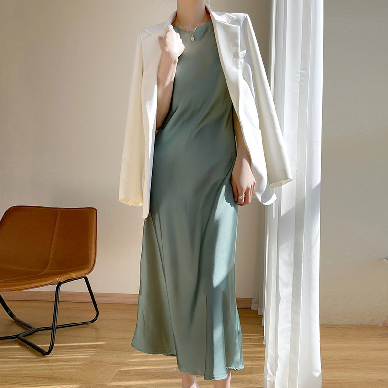 Elegant Solid color sling dress women's summer long inner base acetate satin nightdress silk suspender dress wholesale