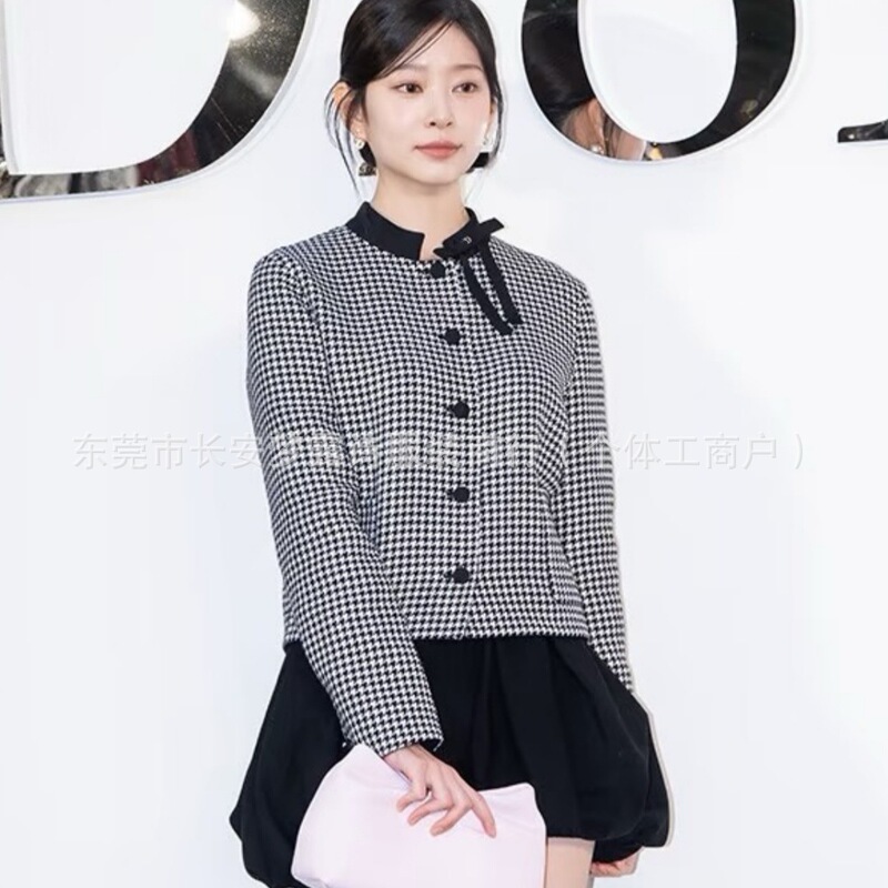 High-Quality Celebrity-Inspired Early Autumn Long-Sleeve Stand-Collar Bow Tie Slim-Fit Houndstooth Short Blazer for Women High-Quality Celebrity-Inspired Early Autumn Long-Sleeve Stand-Collar Bow Tie Slim-Fit Houndstooth Short Blazer for Women