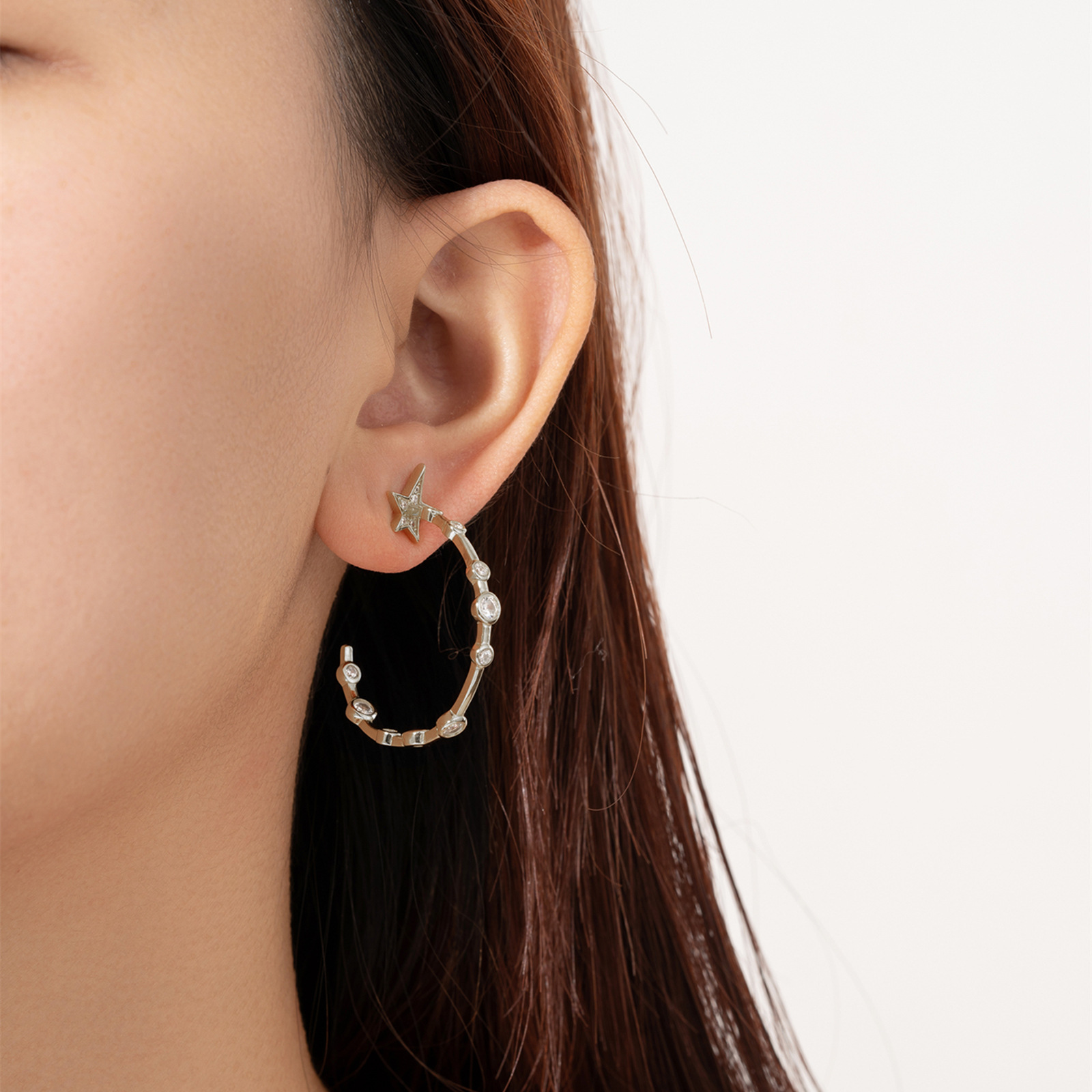 8g Weight 0.05µm-0.08µm Gold Plating Thickness 1 Pair 18K Gold Plated 925 Sterling Silver Zircon C Shape Star Ear Studs