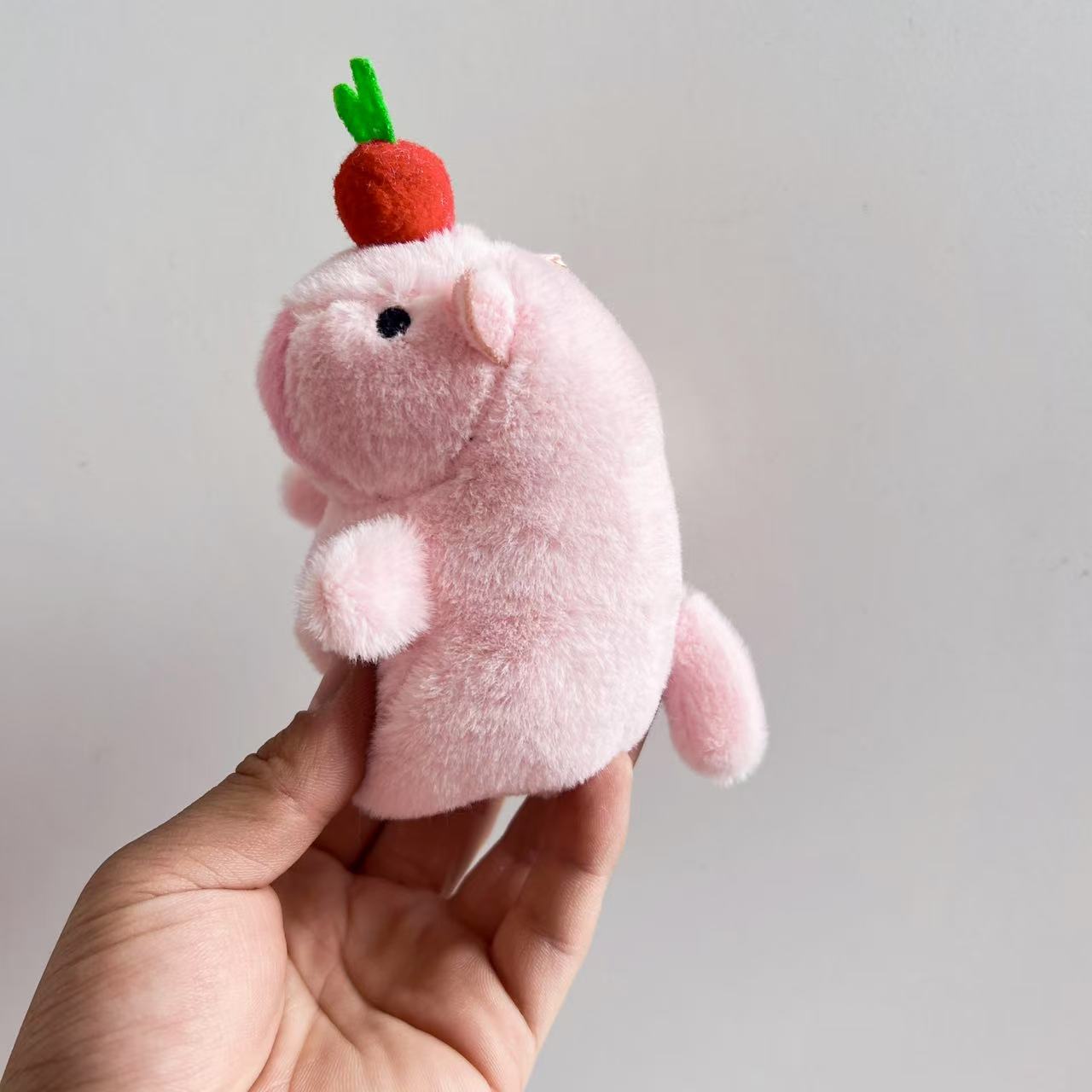 Creativo cable de tracción colada capibara colgante muñeca juguete de peluche muñeca Dolphin bolso colgante llavero