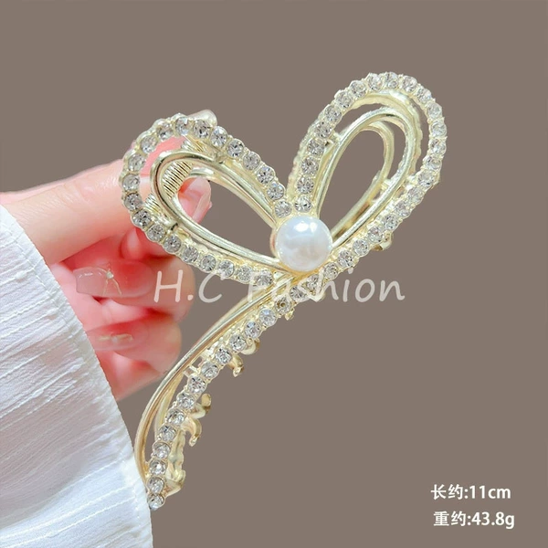 K140 Rhinestone Love