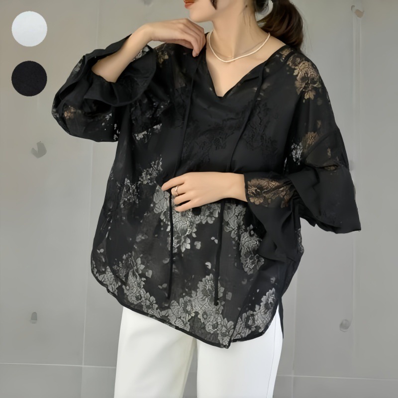 2025 Hot-Selling New Japanese-Style Summer Women's Clothing, Sexy Bell-Sleeve V-Neck Tie-Up Hollow Lace Blouse, Long-Sleeve, 2 Colors