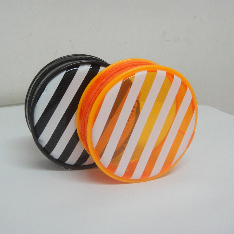 ����Բ��PVC��ױ��͸����ˮPVC��ױ�����Ǵ�PVC����������С��