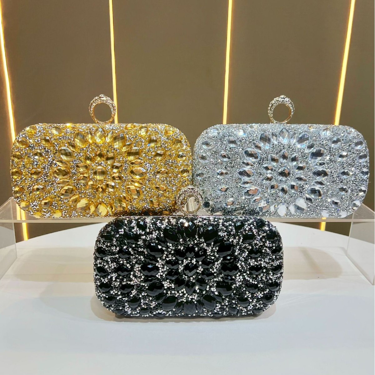 New Diamond-Encrusted Evening Bag Fashion Banquet Women's Wallet Clutch Party Small Bag Full Diamond Shoulder Crossbody Bag - Thumbnail 4