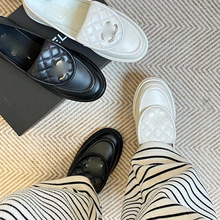 С�㷭�w����ЬŮ2025�¿�A�^�ָ����СƤЬӢ��һ�_�����e��Ь