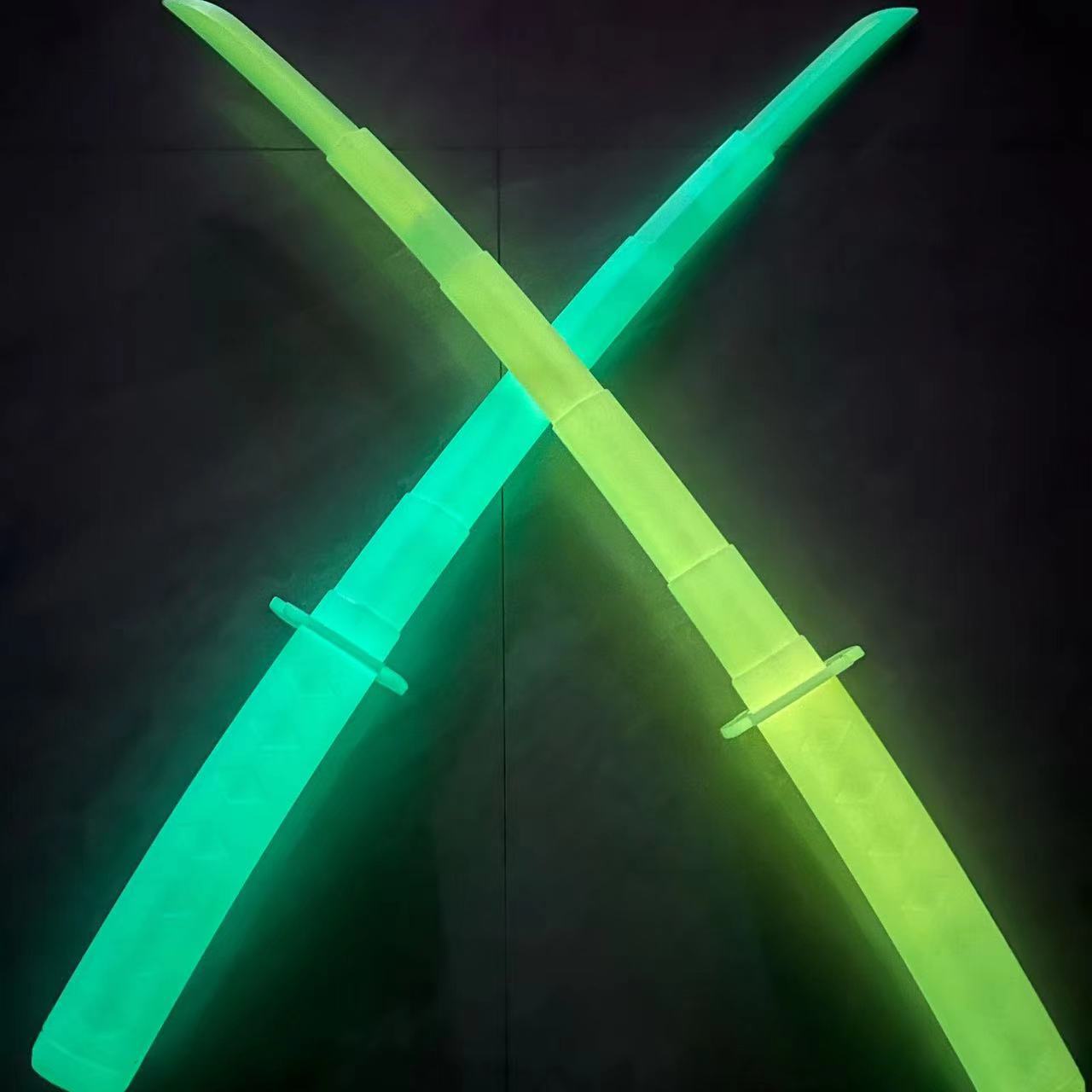 Directo de fábrica espada de rábano retráctil rábano palo cuchillo zanahoria forma descompresión juguete creativo impresión 3D Internet celebridad