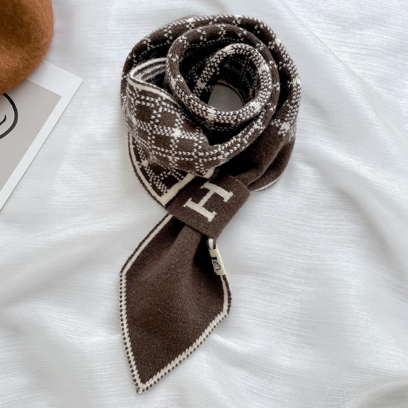 Nuevo tipo de bufandas cruzadas coreanas de otoño y invierno de ajedrez de punto de cuadros perezosos perforación bufandas de cuello