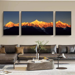 金山リビングルームトリプル装飾絵画メリ雪山ソファ背景壁画富を引き寄せる風景風景吊り絵画