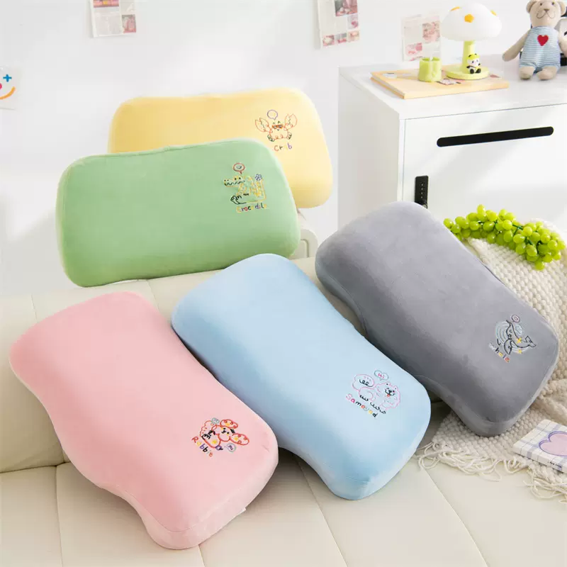 2025新款记忆棉枕芯水晶绒贴布绣0-6-12岁婴幼儿童幼儿园枕头批发