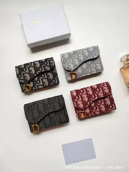 New D-style Monogram Embroidered Wallet Card Holder Short Coin Purse Card Case Niche Vintage Multi-functional Card Slots Coin Pocket
