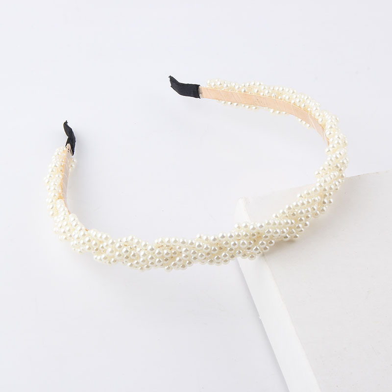 Korean Woven Pearl Thin Headband Wholesale Nihaojewelry display picture 7