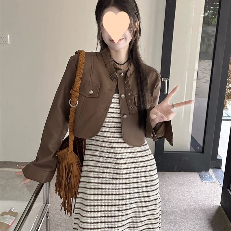 Retro short autumn jacket