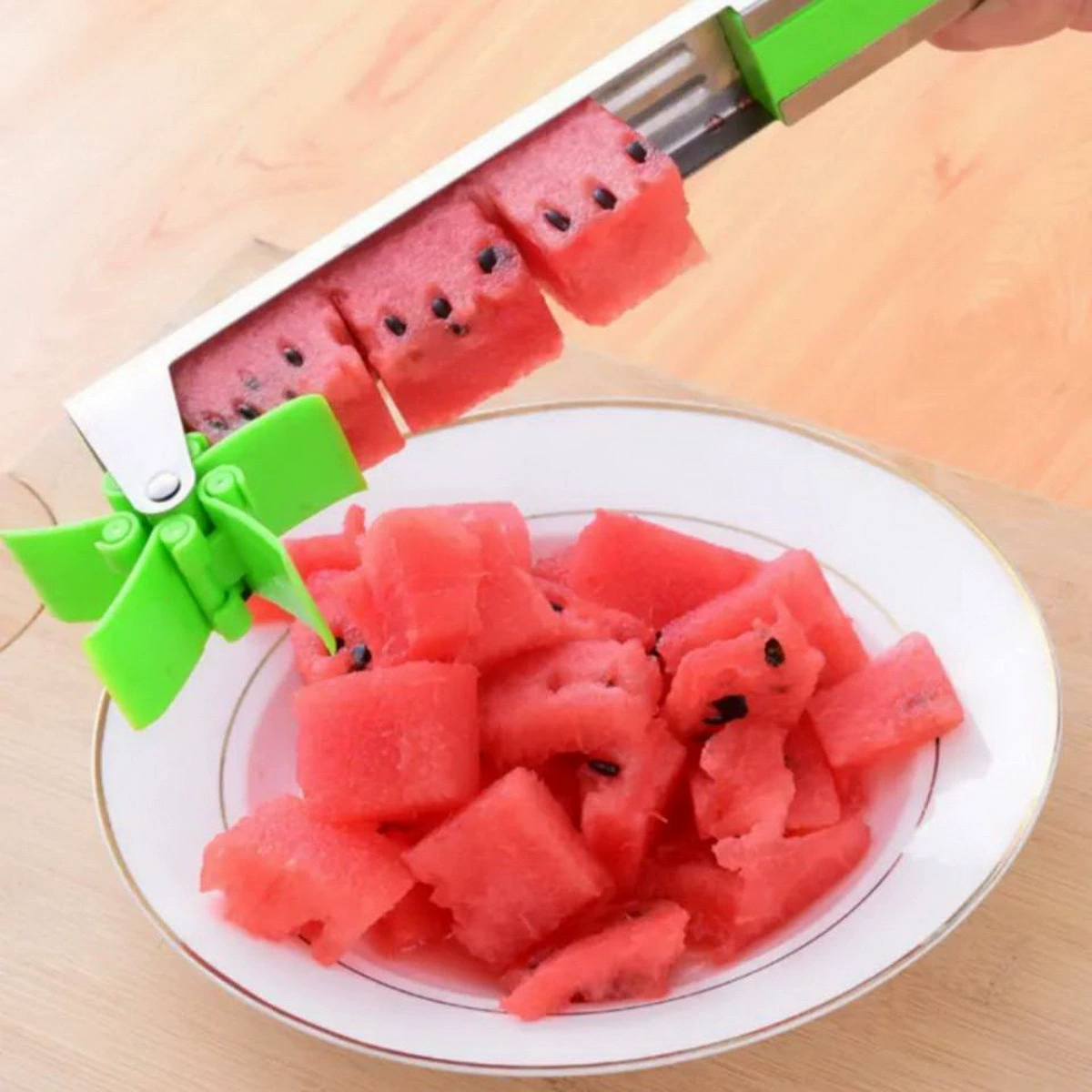 Cross-border watermelon cutting machine stainless steel windmill design cut watermelon kitchen gadget salad fruit slice tool