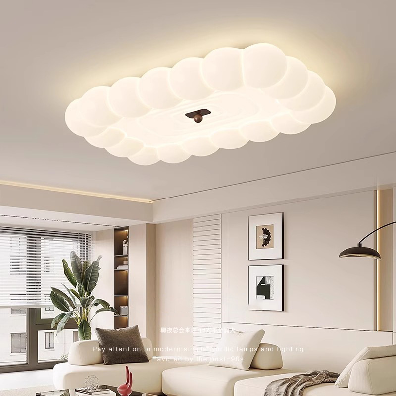 Nueva lámpara de techo de dormitorio de estilo crema, minimalista francés, protección de ojos de burbuja creativa, luz LED para sala de estar, luz de habitación para niños