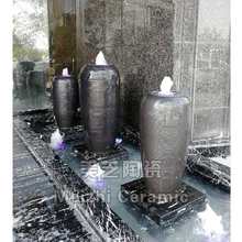 ˮ��ӿȪ�չ�ˮ����Ȫ�ո׺�ɫ������ˮ�޴�̖��ƿ��ˮ�ה[��