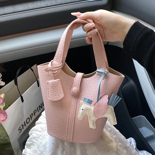 Litchi Pattern Hand Bag Women's Large Capacity 2025 New Summer Simple All-match Shoulder Crossbody Bucket Bag