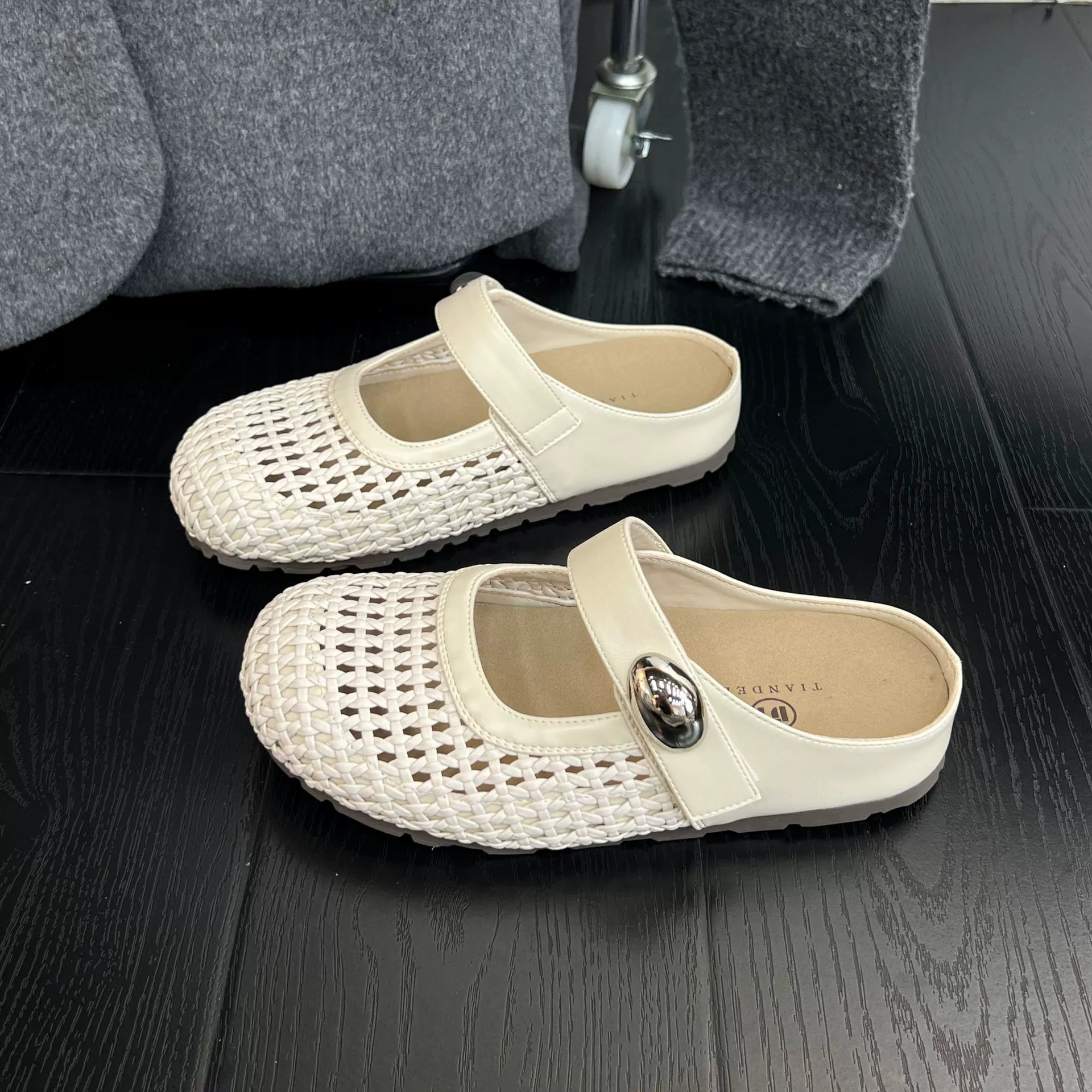 Universal slippers, summer footwear, soft sole, restless legs relief