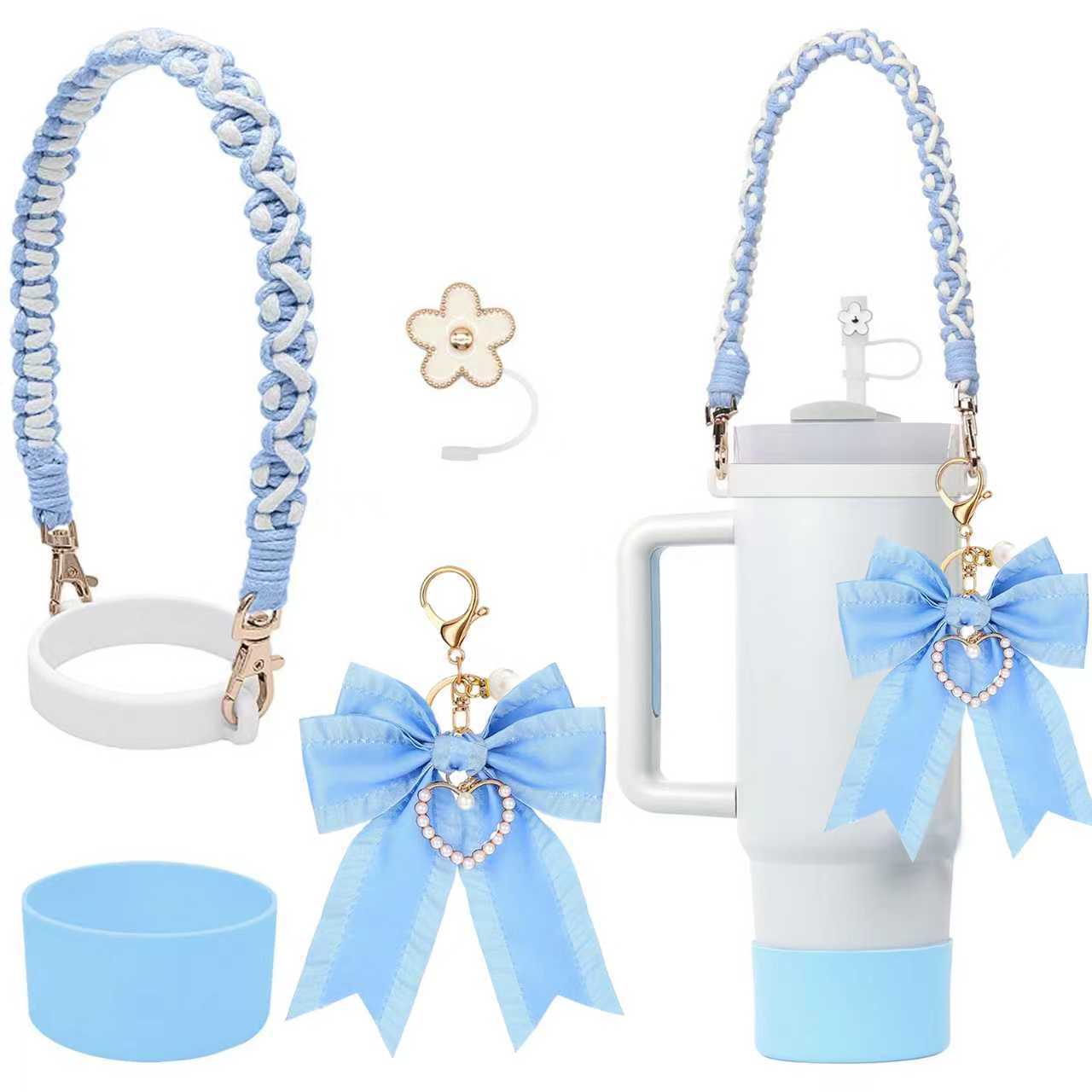 Nuevos productos Stanley taza de agua de mano cadena de taza de flores colgante de amor Begonia gorra de paja bola de peluche llavero