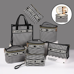 New Houndstooth Large Capacity Cosmetic Bag Portable Travel Hand-carried Printed Cosmetic Case Waterproof Fashion Wash Bag