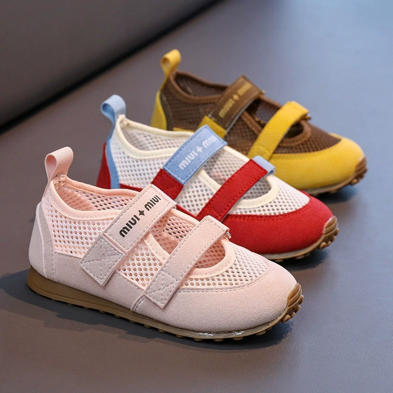 Детская однострочная сетка полые кроссовки 2025 Новый цвет сплошной цвет мальчики средние и большие дети повседневная обувь для девочек Детская обувь