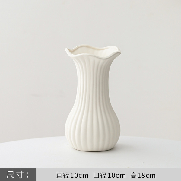 European rose flower arrangement vase white simple ceramic…