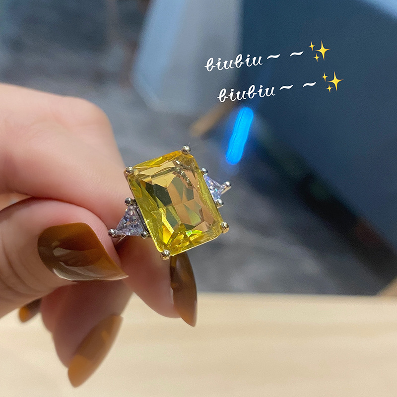 Retro Citrine Geometric Micro-inlaid Open Index Finger Ring display picture 3