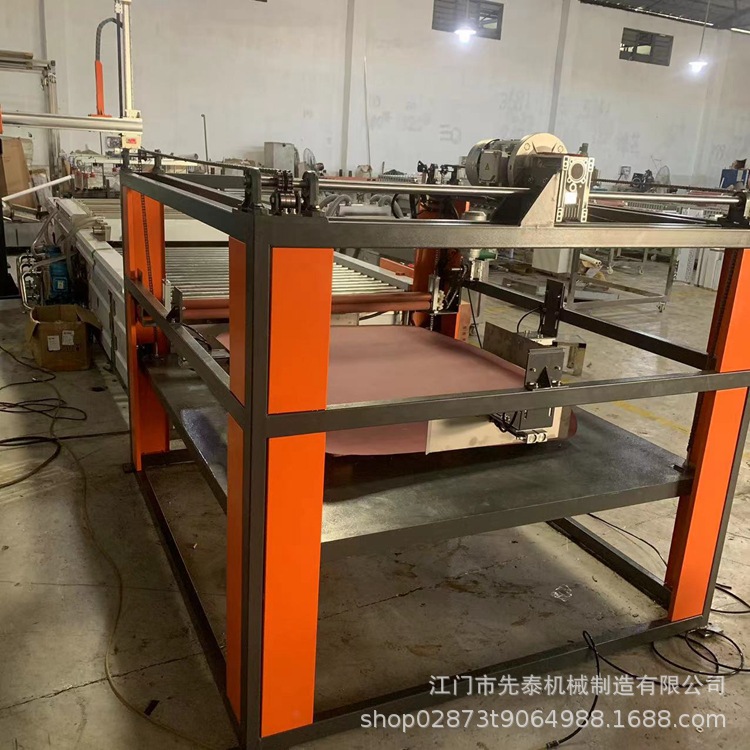 广东平面毛刷批量连续自动清洗烘干机 PP中空隔板清洗机