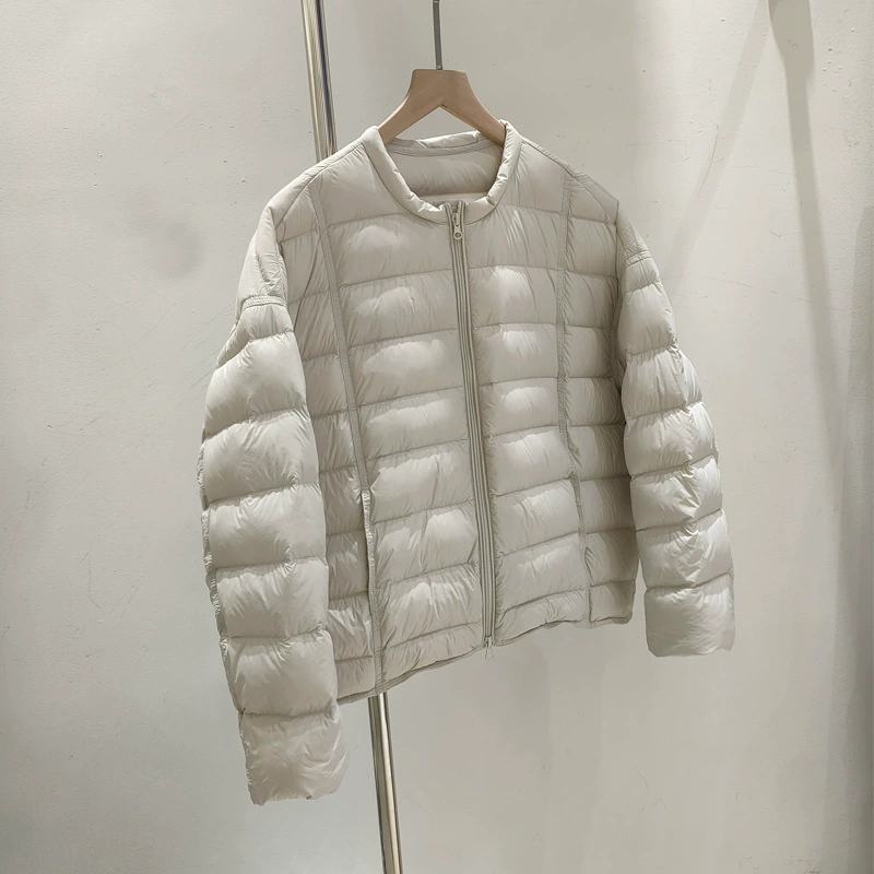 Бархатная короткая демисезонная легкая и тонкая пуховка, утка-пух, oversized, круглый ворот