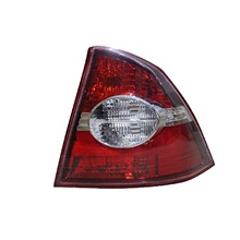 跨境电商·厂家供货-适用福克斯05-08 3厢 尾灯外 R 5M5113A602AA