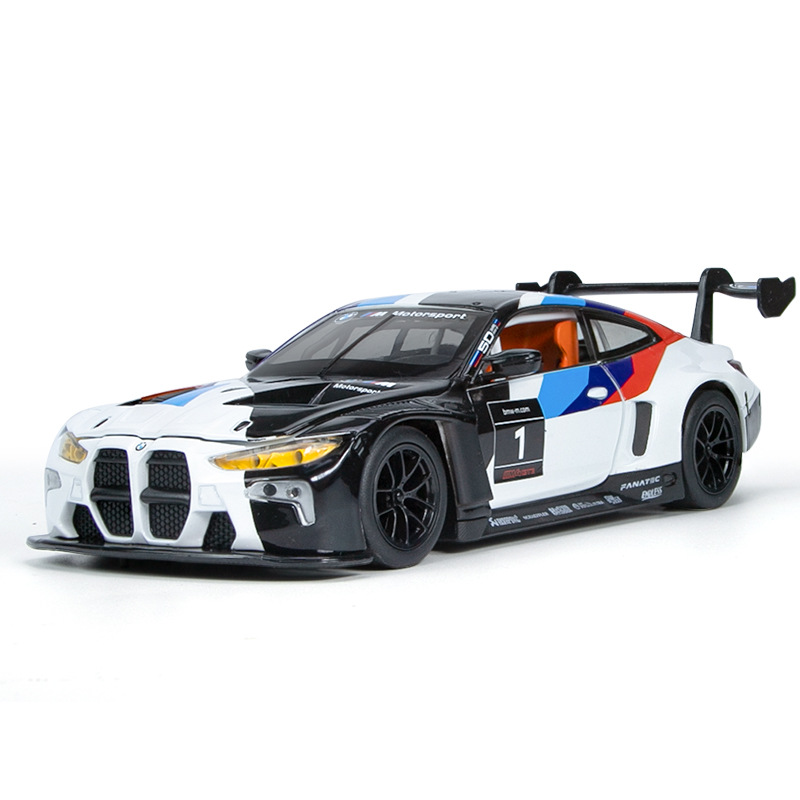 彩珀68282k盒装宝马M4GT3跑车1/24仿真儿童声光合金汽车模型玩具