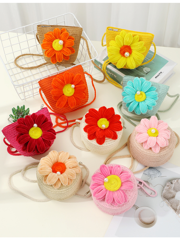67g Weight Weave Fashion Element Zipper Closure Type Single Shoulder Strap Strap Type Straw Bag Bags Type Casual, Holiday Occasion Straw Material Flower Pattern Spring&Summer Season Kid'S Gender Cute Style Round, Bucket Shape Kid'S Straw Flower Cute Weave Round Bucket Zipper Straw Bag 无