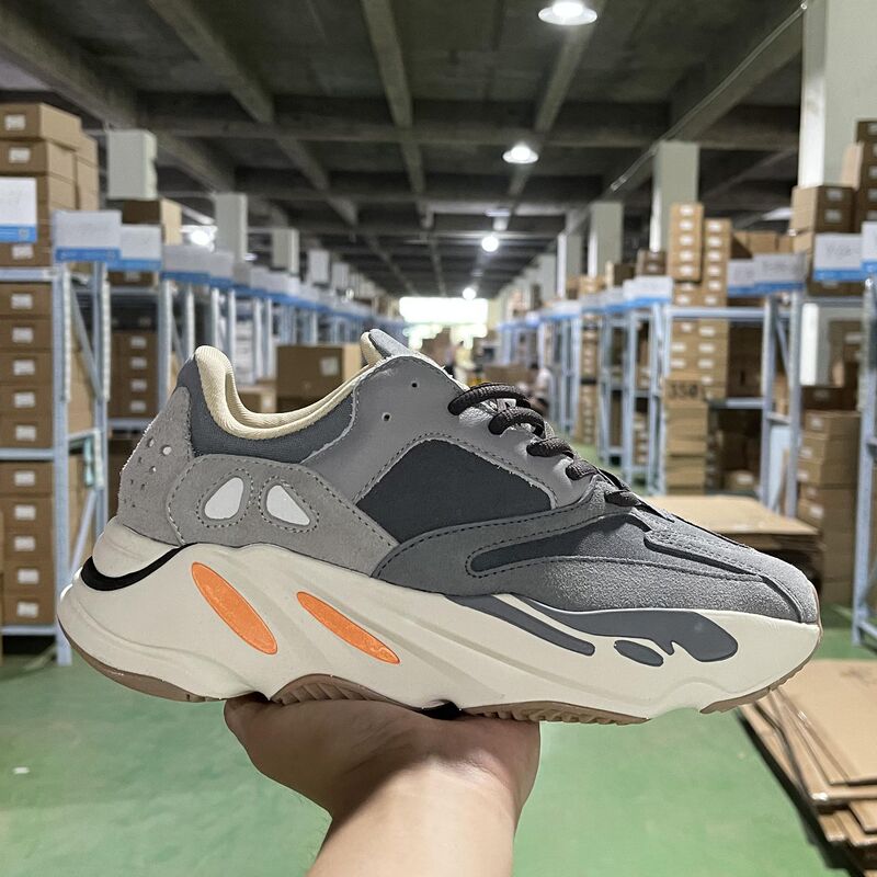 Qkzyeezy Qiao Ke Zhan Coconut 700V2 Volcanic Ash Retro Dad Sneakers Men's Putian Genuine V2 Height Increasing