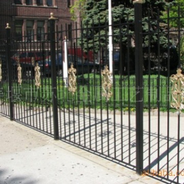 铁艺公园防护铁艺围栏 园林金属防护隔离栏 花园户外锻造烤漆栅栏