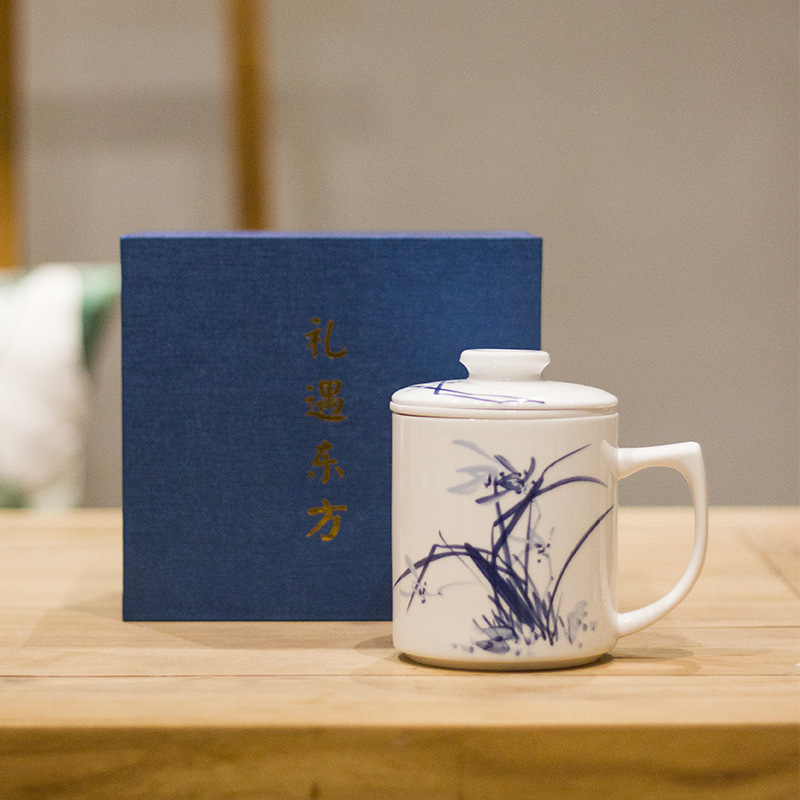 Taza de porcelana de hueso taza de separación de té taza de cerámica taza de porcelana con filtración taza de regalo taza de regalo logotipo personalizado