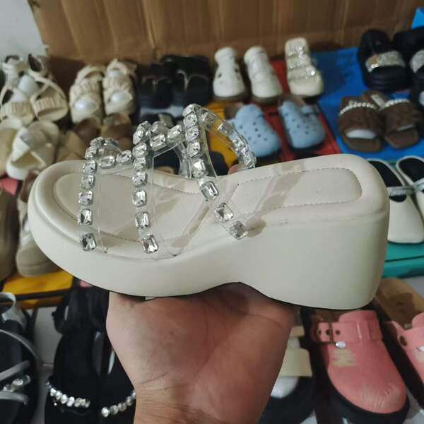 Beach fashionable non-slip casual universal slippers with…