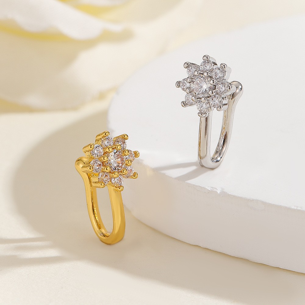 Labret piercing jewelry detail image