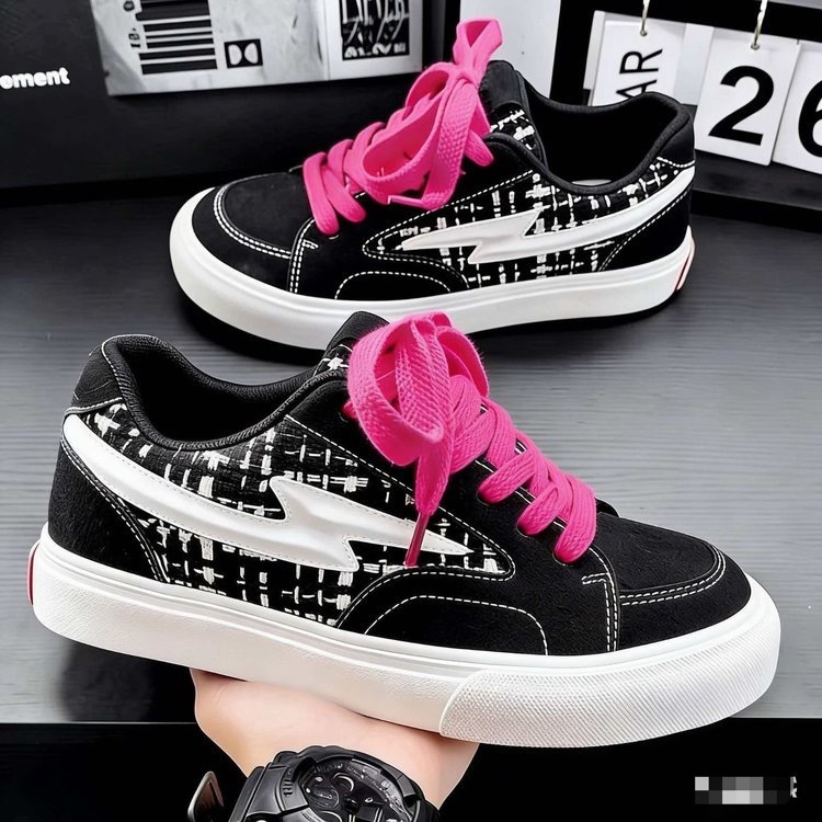 2026 primavera nuevas zapatillas deportivas de estudiantes nicho negro rosa moda versátil fragancia zapatos de pan casuales mujeres