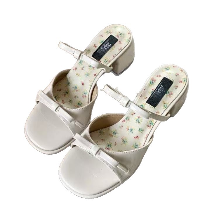 Zapatillas de tacones altos gruesos de verano para mujeres nuevas zapatillas frías con falda de estilo francés de hadas image 5