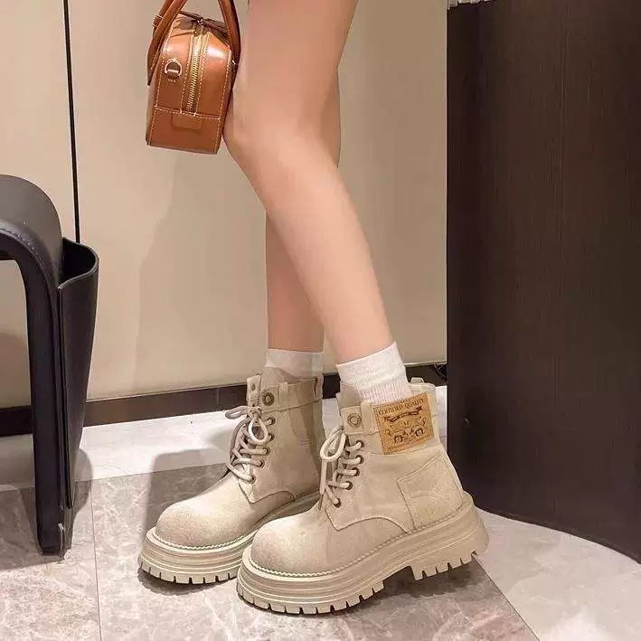 Женские ботинки осень-зима 2025, новые, на толстой подошве, матовые, ретро, британский стиль, из натуральной мягкой кожи, цвет ревеня, рабочие ботинки