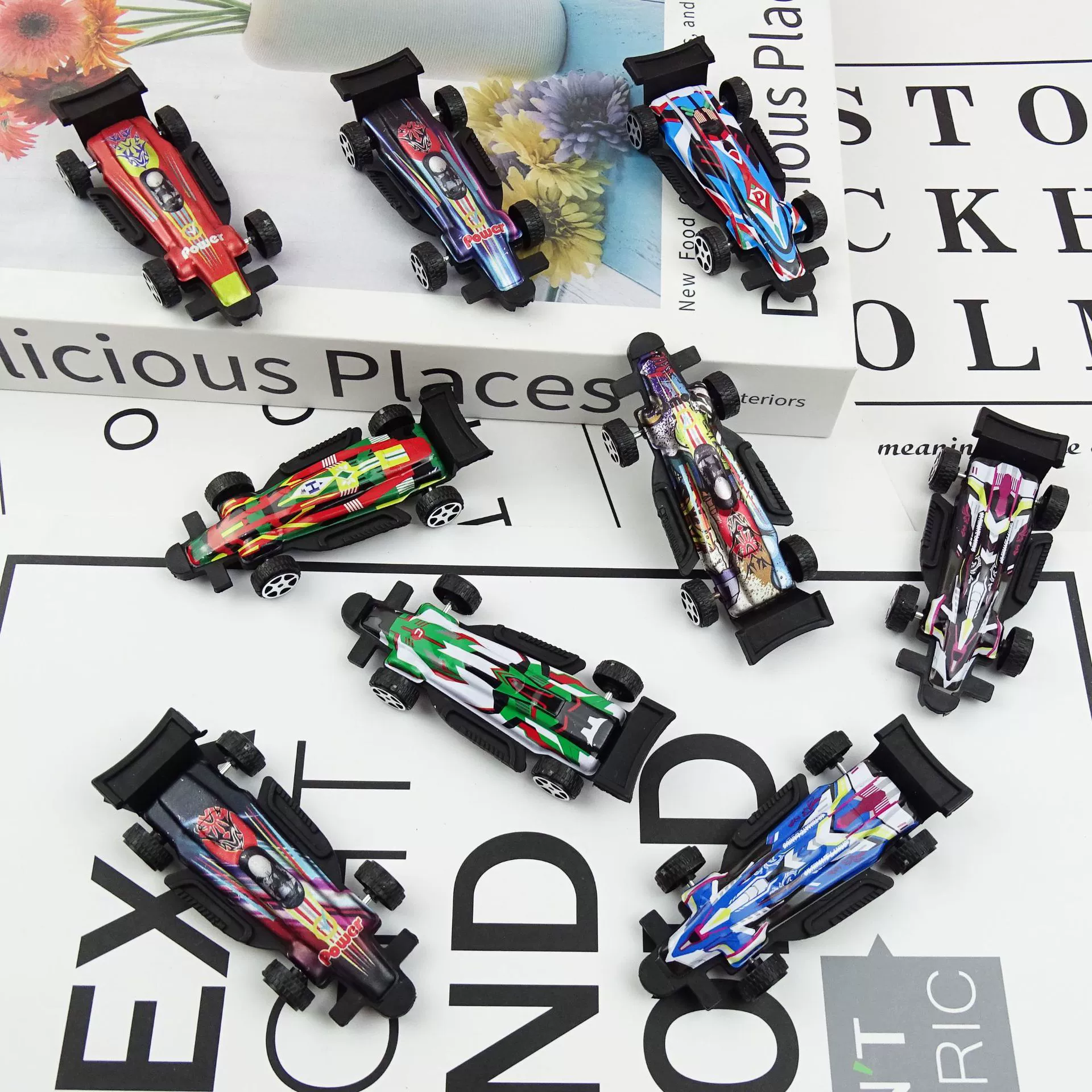 Детские подарки: миниатюрная игрушечная машинка-гоночник из сплава с металлическим корпусом, прямые поставки от производителя для трансграничной торговли