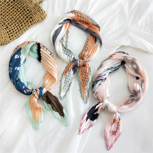 70 pleated small square scarf, women's spring, autumn and winter scarf, thin autumn style, fashionable gauze scarf, Korean small scarf