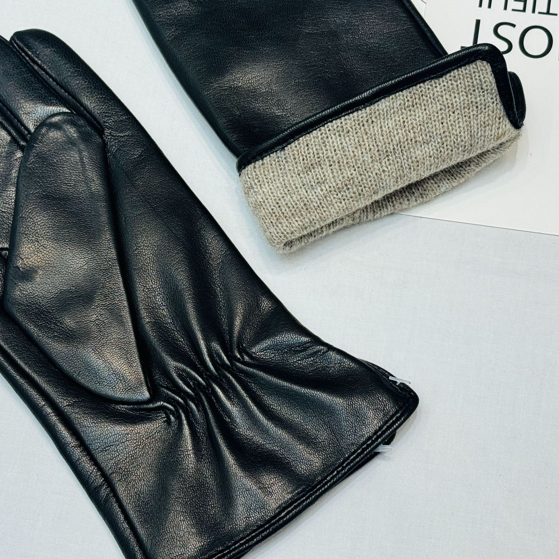 Guantes de piel de cordero delgados de moda, guantes de cuero para montar guantes de dedo a prueba de viento.