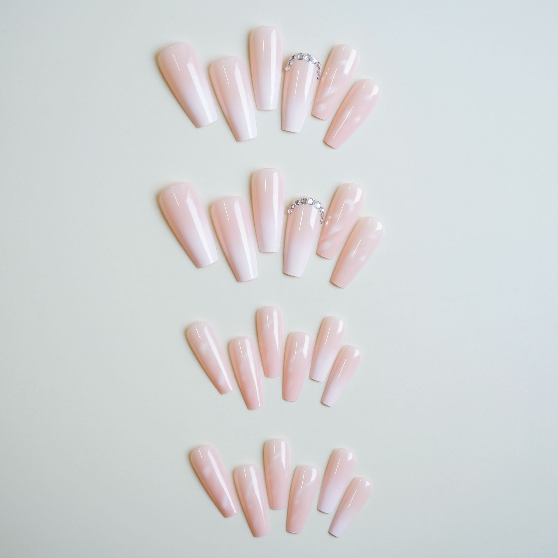 Z-08 marmolado pieza de uñas falsa floreciente desgaste transfronterizo pieza de esmalte de uñas parche de uñas 24 piezas pieza de uñas al por mayor