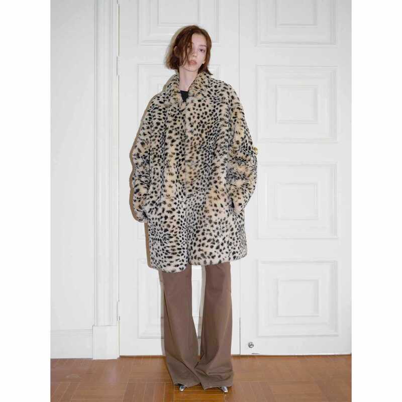 2026 Fashionable Leopard Print Minimalist Merino Wool Blend Stylish Drop-Shoulder Slimming Mid-Length Fur Coat