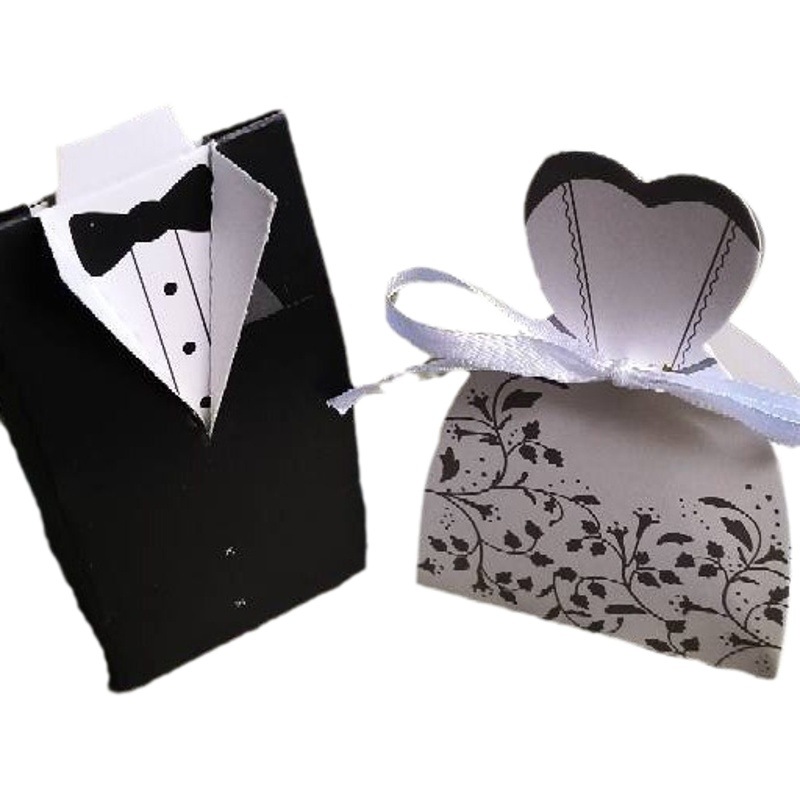 Western-style candy box bridegroom bride bridesmaid wedding candy box double-breasted dress gift box European-style gift