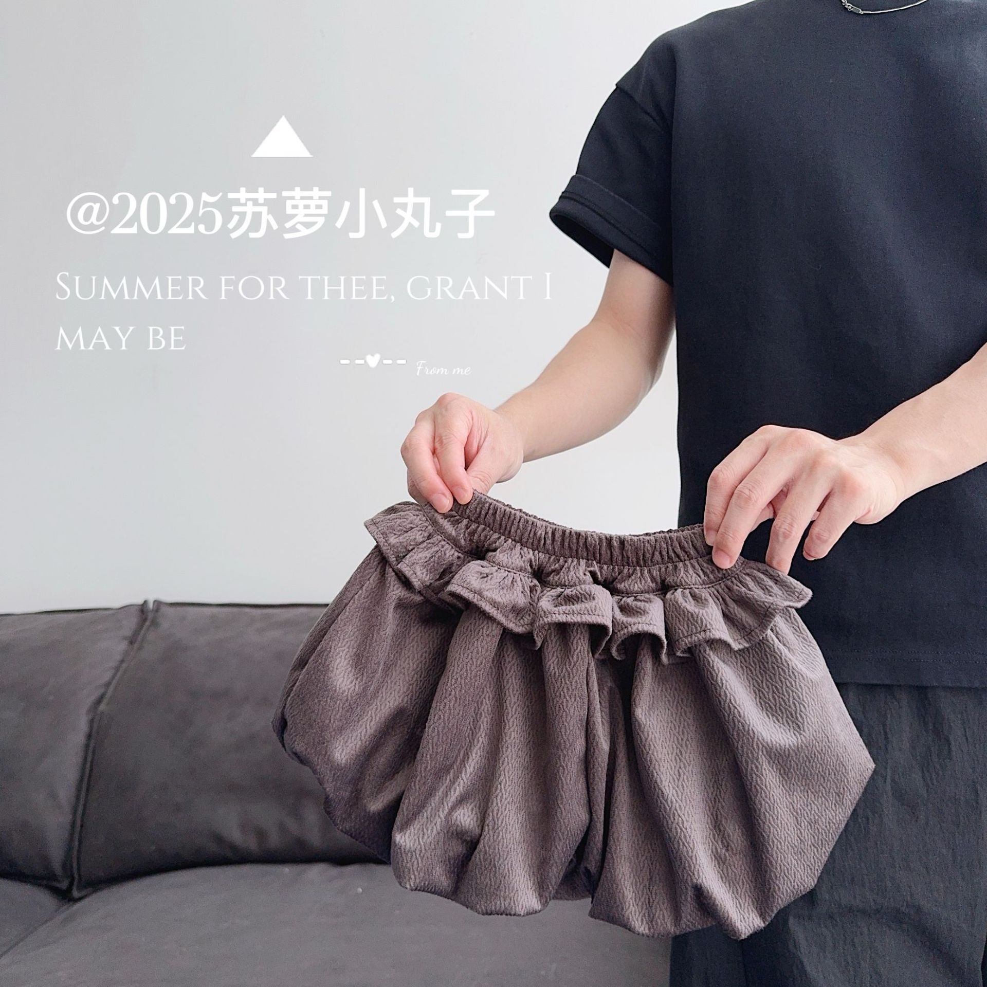 20251秋0-3岁女童小童宝宝潮流洋气甜美可爱丝绒灯笼裤短裤