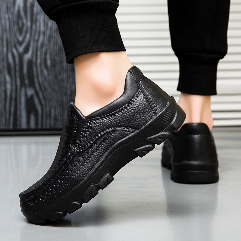 Popular Large-size Lightweight Casual Leather For Men, Oil-resistant And Slip-resistant Chef Cross-border Slip-on_vogvips.com