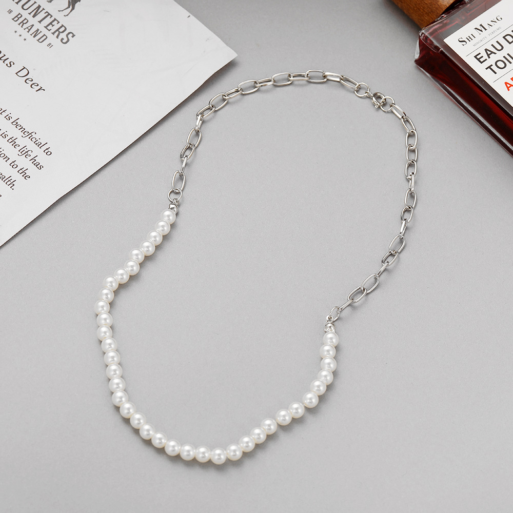 Fashion Contrast Color Pearl Metal Splicing Chain Necklace display picture 11