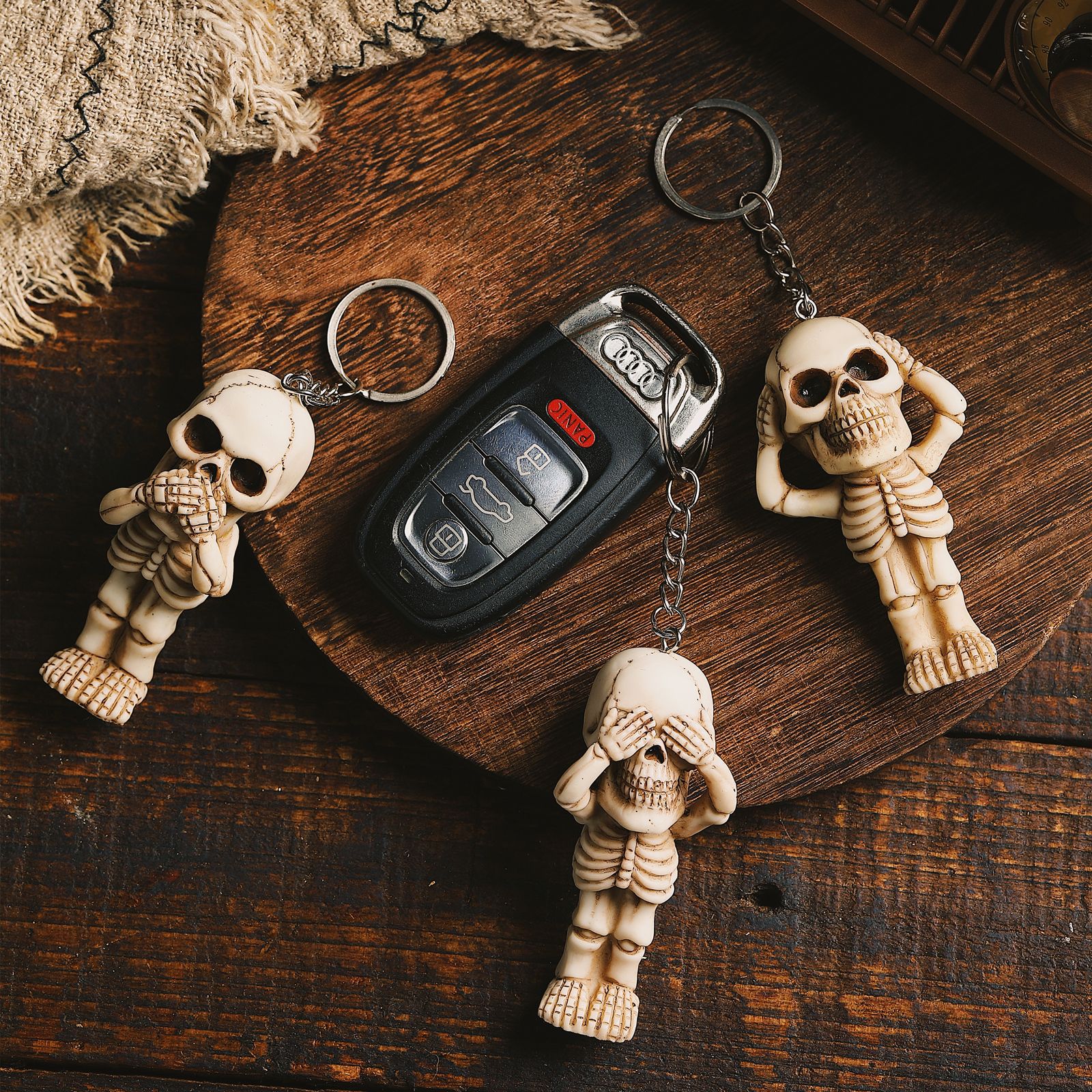 Skull Pattern Unisex Gender Funny Style Funny Skull Resin Halloween Unisex Keychain