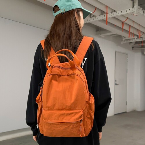 Korean simple all-matching backpack, female college student schoolbag, light commuting computer bag, female traveling backpack